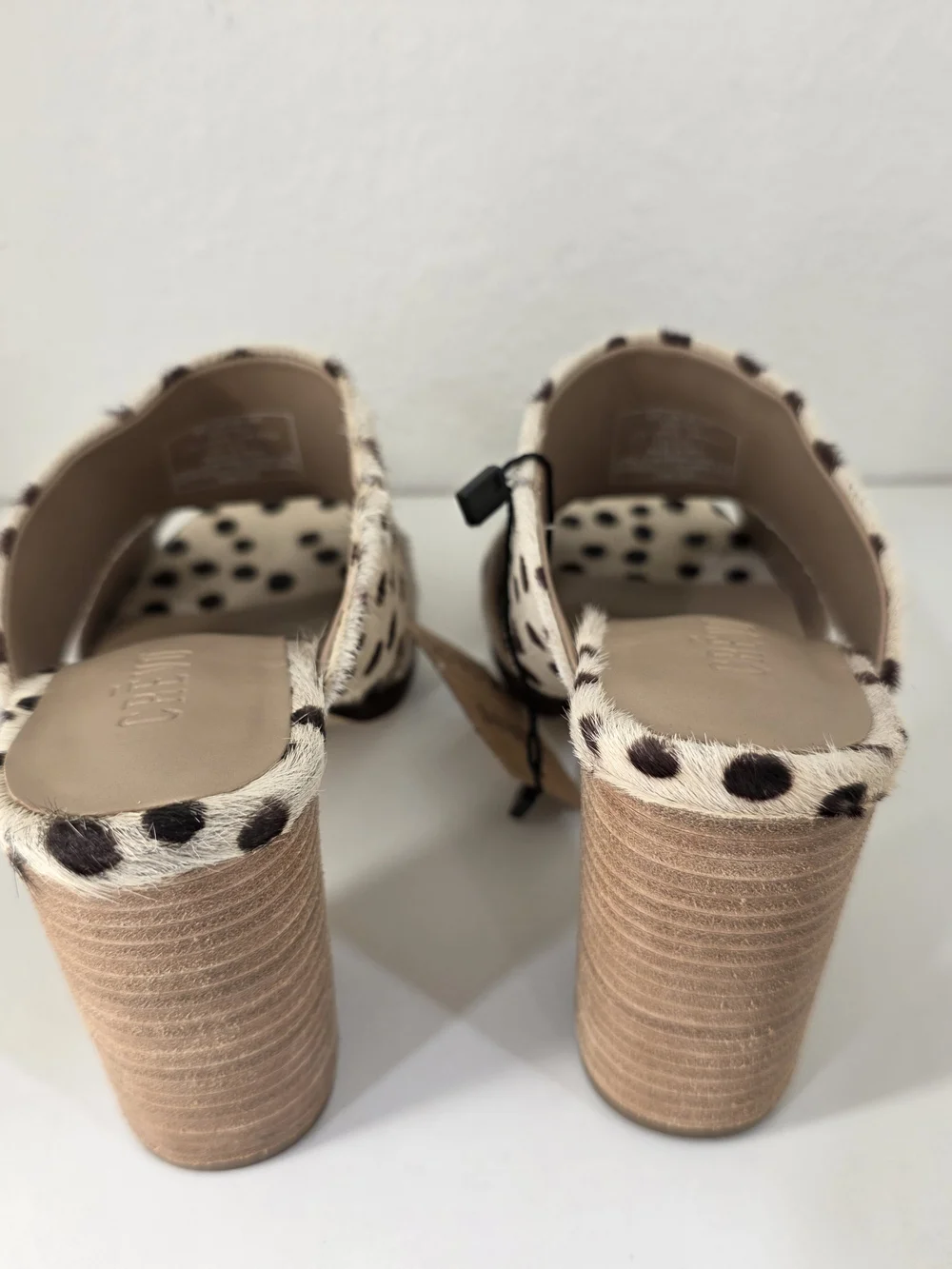 Crevo NWT Spotted Calf Hair Mule Heels Size 7 - Picture 7 of 10
